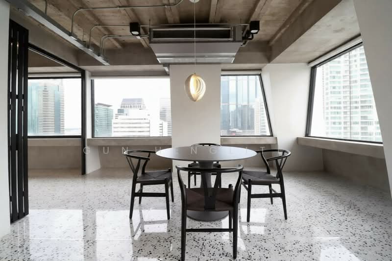 Diamond Tower, Bangkok, Silom, Silom, Bang Rak, Bangkok, 2 Bedrooms, 256 sqm, Condo For Sale, by Gun Henglite , 500153844 - DDproperty.com