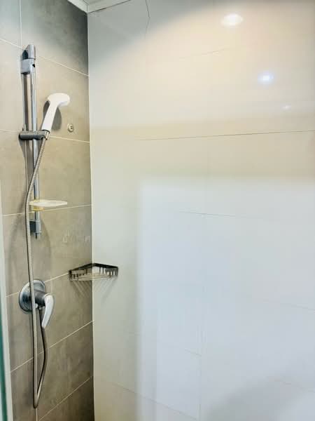 Lumpini Place Rama 4-Kluaynamthai, Bangkok, 4004 Rama 4 Road, Phra Kanong, Khlong Toei, Bangkok, 1 Bedroom, 28 sqm, Condo For Rent, by กำพนธ์ อัศวศิริวิลาศ, 500153847 - DDproperty.com