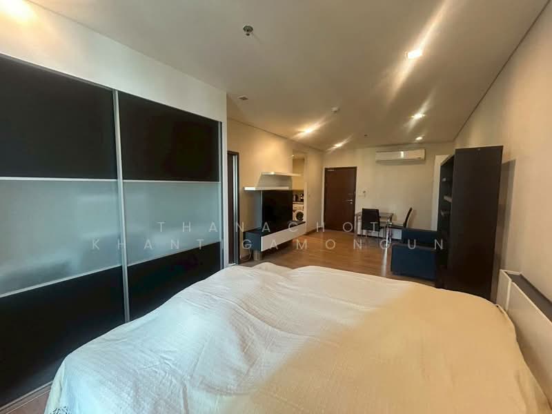 Le Luk Condominium, Bangkok, 1599 291 Sukhumvit Rd, Phra Kanong Nua, Watthana, Bangkok, Studio, 38 sqm, Condo For Rent, by Thanachot Khantigamongun, 500153850 - DDproperty.com