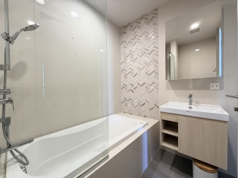 Oka Haus Sukhumvit 36, Bangkok, 3399 Rama 4 Road, Khong Tan, Khlong Toei, Bangkok, 1 Bedroom, 35 sqm, Condo For Rent, by Suparat, 500153874 - DDproperty.com