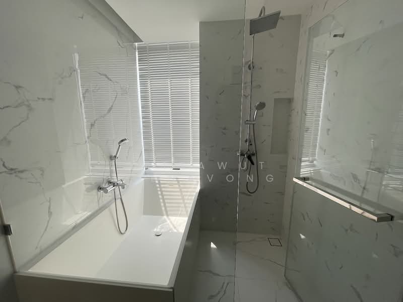 Siamese Exclusive Queens, Bangkok, 388 Phai Singto Alley, Khlong Toei, Khlong Toei, Bangkok, 2 Bedrooms, 78 sqm, Condo For Rent, by Settawut Leenavong, 500153889 - DDproperty.com