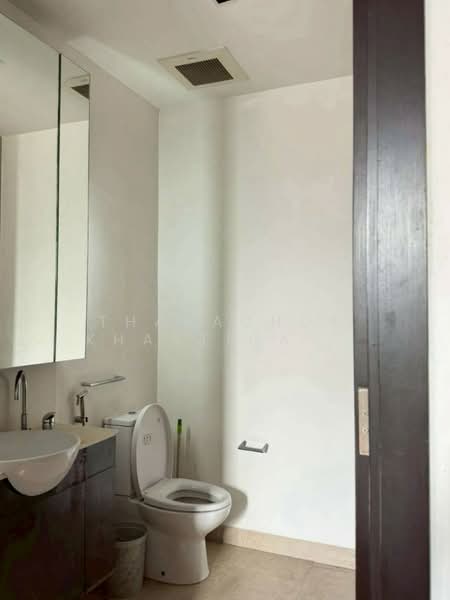 The Lofts Yennakart, Bangkok, 366 ์Soi Nang Linchi Yenakat Road, Chong Nonsi, Yan Nawa, Bangkok, 2 Bedrooms, 67 sqm, Condo For Rent, by Thanachot Khantigamongun, 500153897 - DDproperty.com