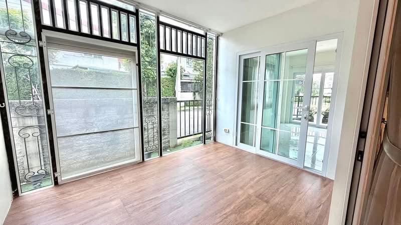 Grandio Ladprao-Kaset Nawamin, Bangkok, Soi Nawamin 42, Yeak 27, Khlong Kum, Bueng Kum, Bangkok, 3 Bedrooms, 264 sqm, Single Detached House For Rent, by Raya Macy, 500153978 - DDproperty.com