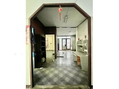 ขาย - ขายที่ดินพร้อมบ้านชั้นเดียว 68วา. ซอยเอกชัย41 กำนันแม้น ตรงข้ามศาลแพ่งธนบุรี, กรุงเทพ