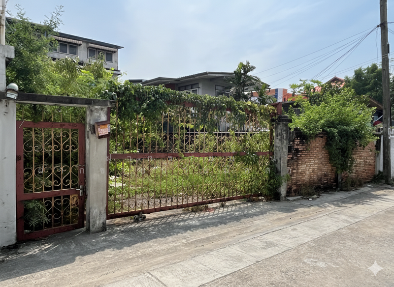 ขายที่ดินพร้อมบ้านชั้นเดียว 68วา. ซอยเอกชัย41 กำนันแม้น ตรงข้ามศาลแพ่งธนบุรี, Bangkok, เอกชัย, Bangkhuntien, Chom Thong, Bangkok, 3 Bedrooms, 100 sqm, Single Detached House For Sale, by ฝากขายบ้าน ฝากขายบ้านมือสอง ฝากขายอสัง Realty HuB, 500154033 - DDproperty.com