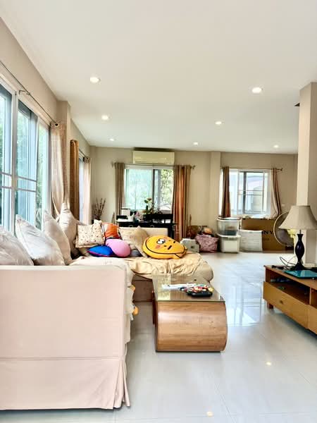 Casa Ville Watcharapon, Bangkok, Watcharapol Road, Sai Mai, Sai Mai, Bangkok, 3 Bedrooms, 156 sqm, Single Detached House For Sale, by ชุติกาญจน์ ศรีบุตตะ, 500154039 - DDproperty.com