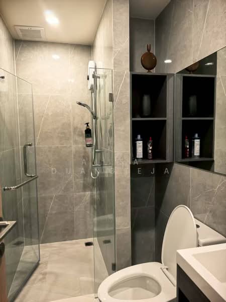 Nue District R9, Bangkok, 59 Rama 9 Road, Huai Khwang, Huai Khwang, Bangkok, 2 Bedrooms, 35 sqm, Condo For Rent, by Alisa Duangteja, 500154047 - DDproperty.com