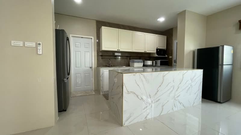 Baan Suan Neramit Watcharapol-Permsin, Bangkok, Permsin Road, Khlong Tanon, Sai Mai, Bangkok, 5 Bedrooms, 320 sqm, Single Detached House For Sale, by ปภัชญา ธนัตถ์ภรณ์, 500154077 - DDproperty.com