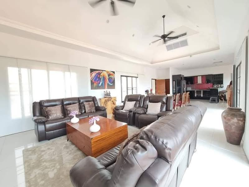 ทะเลบางเสร่ - บางเสร่บีช ตำบลบางเสร่ อำเภอสัตหีบ จังหวัดชลบุรี, ชลบุรี, ถนนบางเสร่บิช, บางเสร่, สัตหีบ, ชลบุรี, 548 ตร.ม., วิลล่า ขาย, โดย ณิชาภา (คุณดาว) เพียจันทร์, 500154087 - DDproperty.com