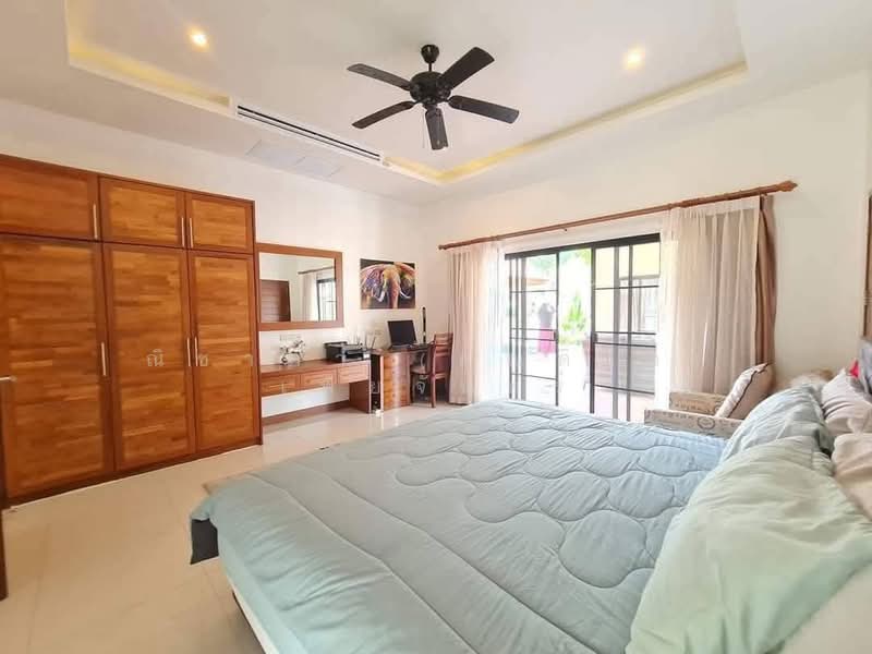 Beach front pool Villa for sale Bangsary, Chon Buri (Pattaya), ถนนบางเสร่บิช, Bang Sa-re, Sattahip, Chon Buri (Pattaya), 3 Bedrooms, 548 sqm, Villa For Sale, by Nichapa Phiachan, 500154087 - DDproperty.com