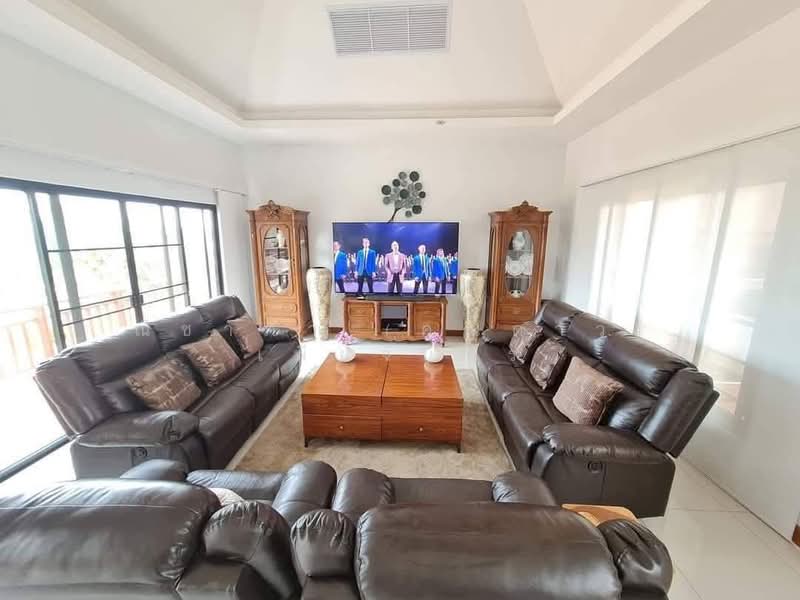 ทะเลบางเสร่ - บางเสร่บีช ตำบลบางเสร่ อำเภอสัตหีบ จังหวัดชลบุรี, ชลบุรี, ถนนบางเสร่บิช, บางเสร่, สัตหีบ, ชลบุรี, 548 ตร.ม., วิลล่า ขาย, โดย ณิชาภา (คุณดาว) เพียจันทร์, 500154087 - DDproperty.com