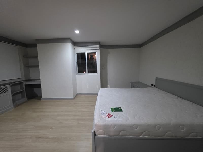 Regent On The Park 3, Bangkok, 185 Soi Sukhumvit 39 Sukhumvit Road, Khlong Tan Nua, Watthana, Bangkok, 2 Bedrooms, 230 sqm, Condo For Rent, by โรส, 500154096 - DDproperty.com