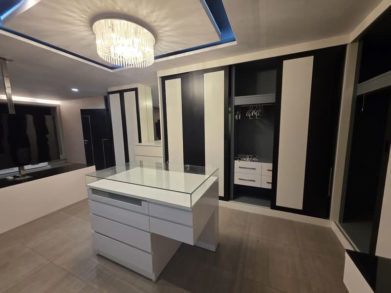 Regent On The Park 3, Bangkok, 185 Soi Sukhumvit 39 Sukhumvit Road, Khlong Tan Nua, Watthana, Bangkok, 2 Bedrooms, 230 sqm, Condo For Rent, by โรส, 500154096 - DDproperty.com