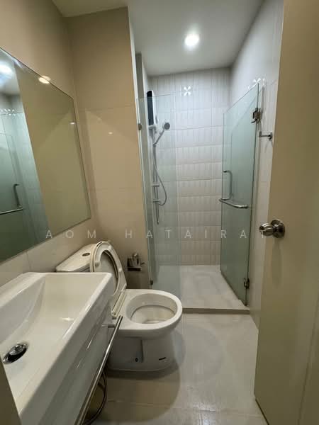 Life Asoke, Bangkok, Asoke-Dindang Road, Bang Kapi, Huai Khwang, Bangkok, 2 Bedrooms, 55 sqm, Condo For Rent, by Aom Hatairat, 500154105 - DDproperty.com