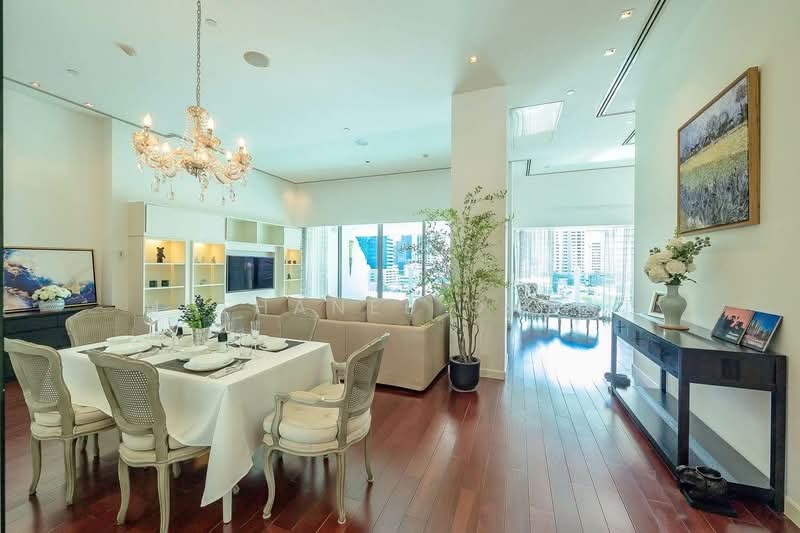 Le Raffine Sukhumvit 39, Bangkok, Soi Sukhumvit 39, Khlong Tan Nua, Watthana, Bangkok, 3 Bedrooms, 237 sqm, Condo For Rent, by Methanee Onrat, 500154116 - DDproperty.com