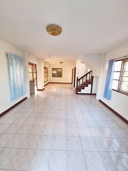 ไม่พบโครงการ, Bangkok, ร่มเกล้า5 บึงขวาง3, Saen Sab, Min Buri, Bangkok, 4 Bedrooms, 254 sqm, Townhouse For Rent, by ณัฐพงศ์ สุนทรอรุณ, 500154144 - DDproperty.com