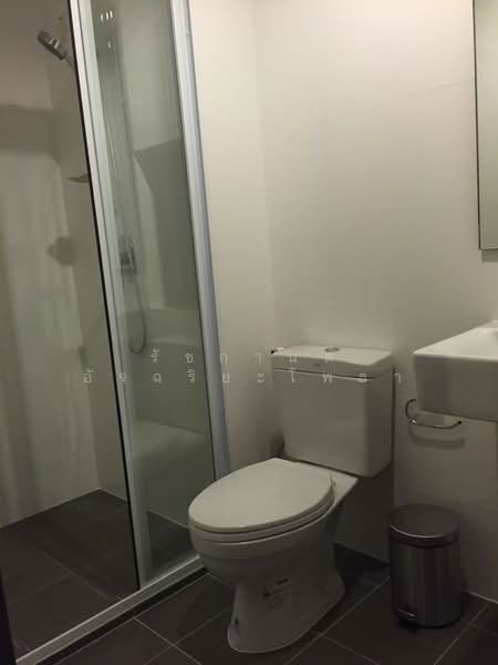 The Base Park East Sukhumvit 77, Bangkok, 99 Soi Pridi Banomyong 2, Phra Kanong Nua, Watthana, Bangkok, 1 Bedroom, 30 sqm, Condo For Rent, by รัชกานต์ อัจฉริยะโพธา, 500154150 - DDproperty.com