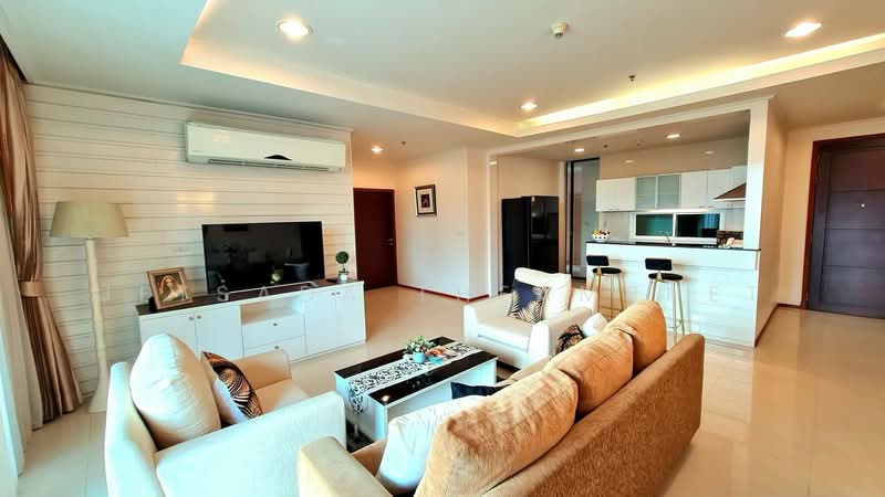 Piyathip Place, Bangkok, 24 Soi Prommitr, Khlong Tan Nua, Watthana, Bangkok, 3 Bedrooms, 289 sqm, Condo For Rent, by Jetsada Theamphet, 500154164 - DDproperty.com