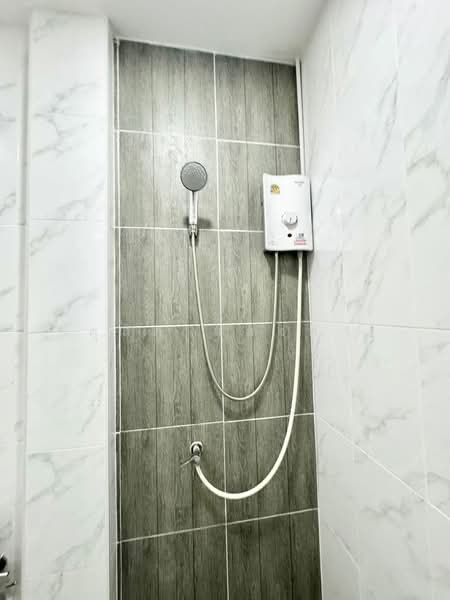 ให้เช่าทาวน์โฮม ม.คลาสสิคโฮม ไร่กล้วย ศรีราชา เฟอร์ครบพร้อมอยู่, Chon Buri (Pattaya), Surasak, Si Racha, Chon Buri (Pattaya), 2 Bedrooms, 65 sqm, Townhouse For Rent, by Dusit Saengfa, 500154174 - DDproperty.com