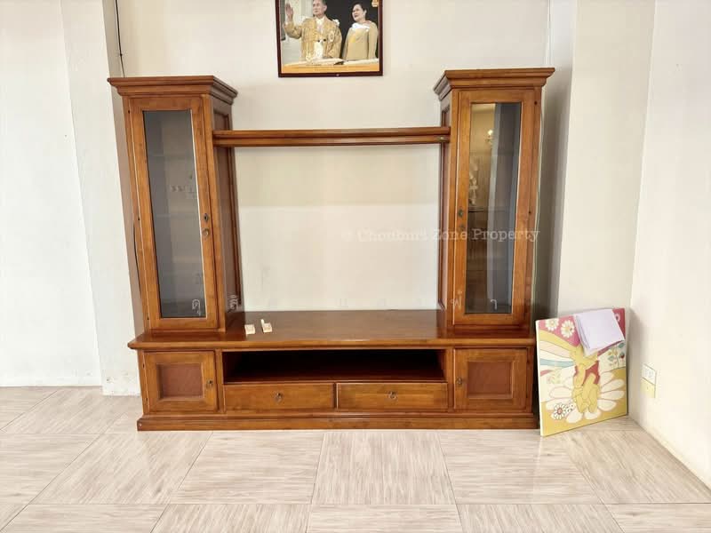 ขายด่วนบ้านแฝด ศรีราชา-หนองยายบู่ แต่งครบ พร้อมอยู่, ชลบุรี, สุรศักดิ์, ศรีราชา, ชลบุรี, 120 ตร.ม., บ้านแฝด ขาย, โดย ดุสิต แสงฟ้า, 500154178 - DDproperty.com