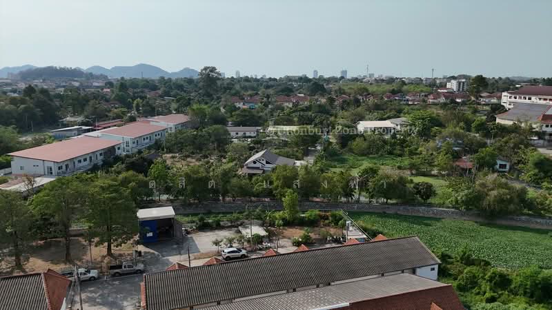 ขายด่วนบ้านแฝด ศรีราชา-หนองยายบู่ แต่งครบ พร้อมอยู่, ชลบุรี, สุรศักดิ์, ศรีราชา, ชลบุรี, 120 ตร.ม., บ้านแฝด ขาย, โดย ดุสิต แสงฟ้า, 500154178 - DDproperty.com