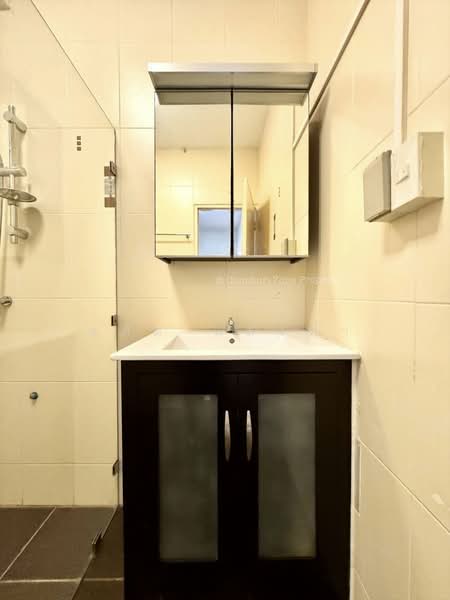 ขายด่วนบ้านแฝด ศรีราชา-หนองยายบู่ แต่งครบ พร้อมอยู่, Chon Buri (Pattaya), Surasak, Si Racha, Chon Buri (Pattaya), 3 Bedrooms, 120 sqm, Semi-Detached House (Twin House) For Sale, by Dusit Saengfa, 500154178 - DDproperty.com