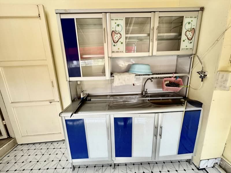 ขายด่วนบ้านแฝด ศรีราชา-หนองยายบู่ แต่งครบ พร้อมอยู่, Chon Buri (Pattaya), Surasak, Si Racha, Chon Buri (Pattaya), 3 Bedrooms, 120 sqm, Semi-Detached House (Twin House) For Sale, by Dusit Saengfa, 500154178 - DDproperty.com