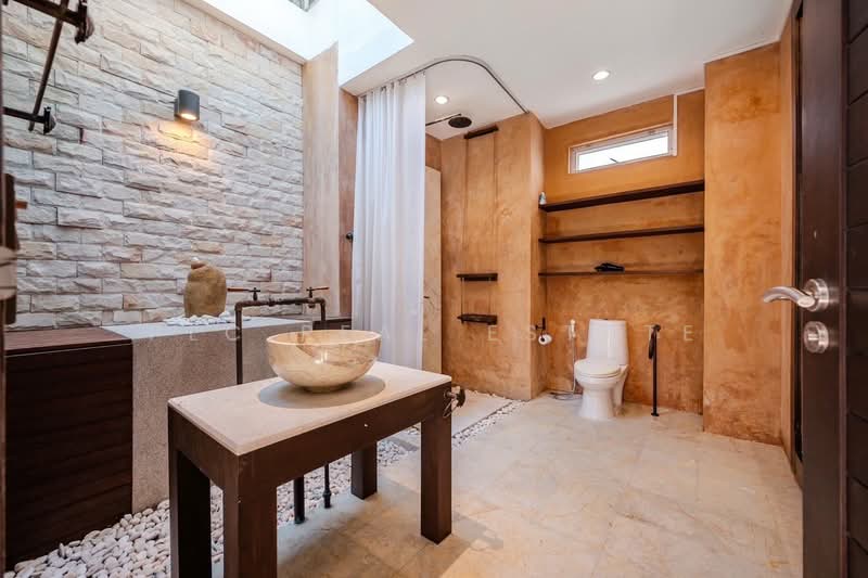 Pool Villa with Sea View for Rent in Jomtien Beach, Chon Buri (Pattaya), Bang Lamung, Bang Lamung (Pattaya), Chon Buri (Pattaya), 4 Bedrooms, 400 sqm, Villa For Rent, by PLC Real Estate, 500154182 - DDproperty.com