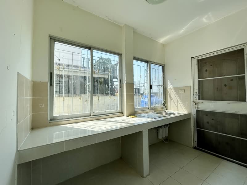 Baan Thanyapirom Rangsit-Klong 10 : บ้านธัญญาภิรมย์ รังสิต-คลอง 10, ปทุมธานี, ถนนรังสิต-นครนายก, บึงสนั่น, ธัญบุรี, ปทุมธานี, 122 ตร.ม., บ้านเดี่ยว ขาย, โดย คุณวิญญุดา เหล่าสันน์, 500154184 - DDproperty.com