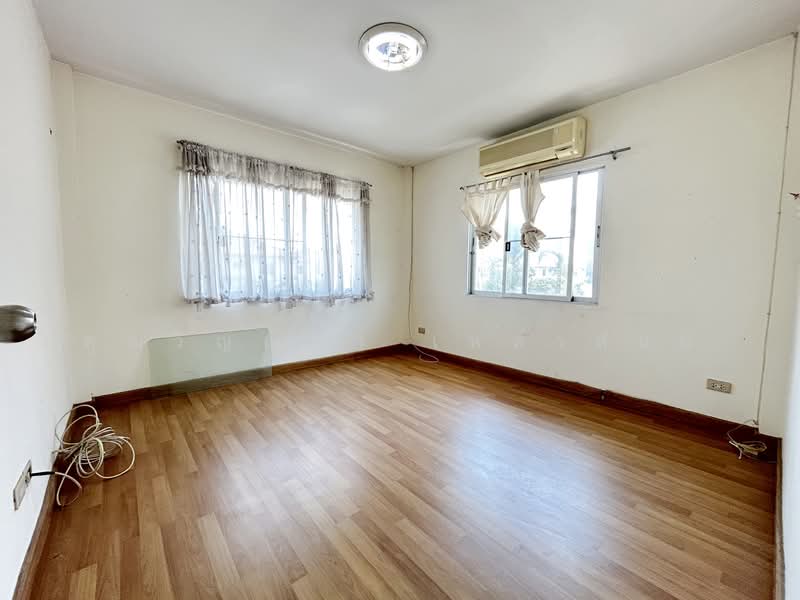 Baan Thanyapirom Rangsit-Klong 10, Pathum Thani, Rangsit-Nakhon Nayok Road, Bung Sanan, Thanyaburi, Pathum Thani, 3 Bedrooms, 122 sqm, Single Detached House For Sale, by คุณวิญญุดา เหล่าสันน์, 500154184 - DDproperty.com