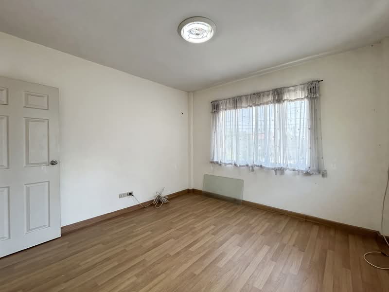 Baan Thanyapirom Rangsit-Klong 10, Pathum Thani, Rangsit-Nakhon Nayok Road, Bung Sanan, Thanyaburi, Pathum Thani, 3 Bedrooms, 122 sqm, Single Detached House For Sale, by คุณวิญญุดา เหล่าสันน์, 500154184 - DDproperty.com