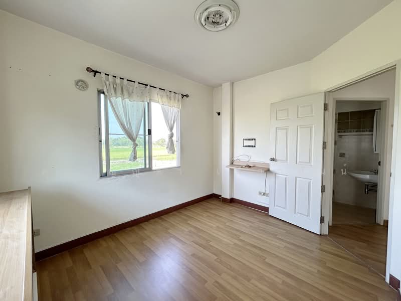 Baan Thanyapirom Rangsit-Klong 10, Pathum Thani, Rangsit-Nakhon Nayok Road, Bung Sanan, Thanyaburi, Pathum Thani, 3 Bedrooms, 122 sqm, Single Detached House For Sale, by คุณวิญญุดา เหล่าสันน์, 500154184 - DDproperty.com