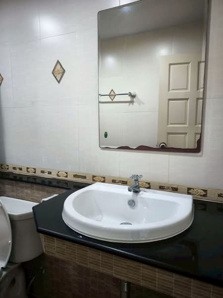 ทาวน์เฮ้าส์ใจกลางเมือง ให้เช่า – ใกล้นิมานฯ เพียง 5 นาที ค่าเช่า 33,000 บาท / เดือน รหัสทรัพย์ : No., เชียงใหม่, สุเทพ, เมืองเชียงใหม่, เชียงใหม่, 110 ตร.ม., ทาวน์เฮ้าส์ ให้เช่า, โดย Rutchaporn Tunsiri, 500154202 - DDproperty.com