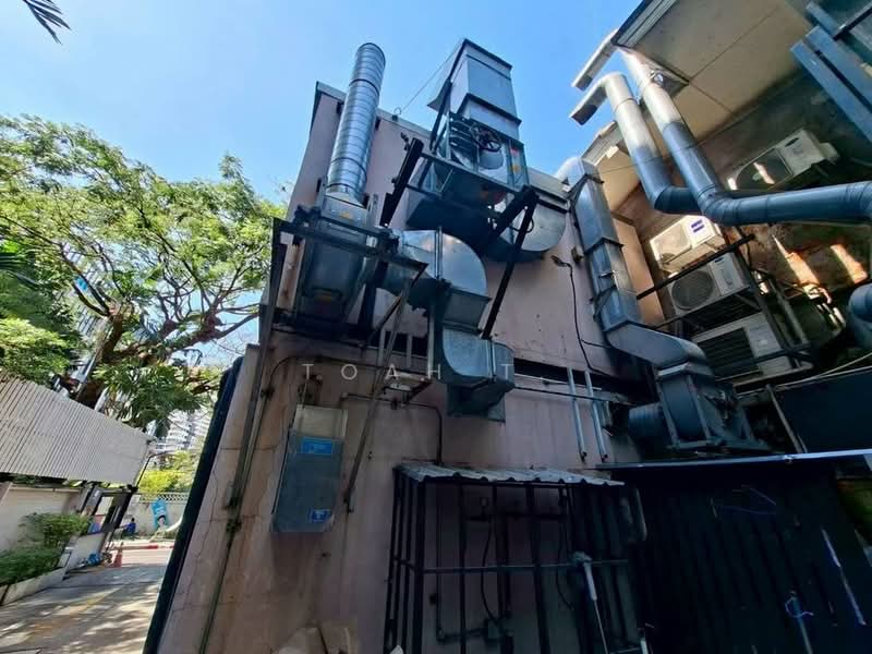 พื้นที่ให้เช่า ทองหล่อ สุขุมวิท : Space for rent in Thonglor, Sukhumvit., กรุงเทพ, คลองตันเหนือ, วัฒนา, กรุงเทพ, 185 ตร.ม., พื้นที่ขายของ ให้เช่า, โดย TOAH T., 500154218 - DDproperty.com
