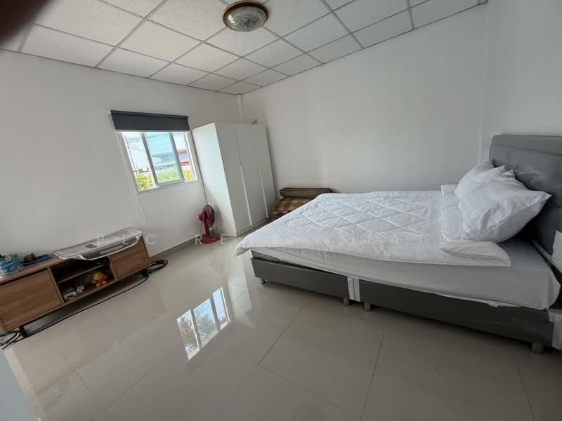 For Sale - Luxury Pool Villa for Sale in East Pattaya, Chon Buri (Pattaya)