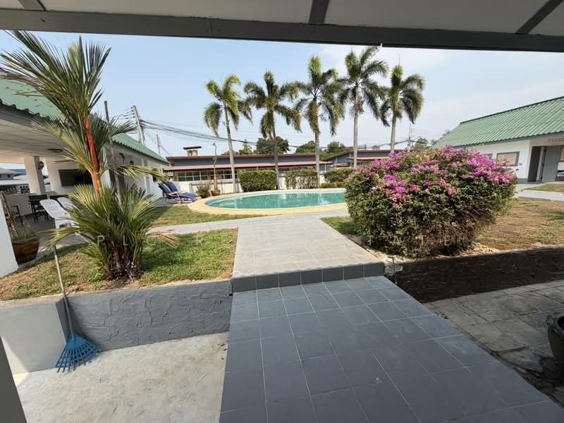 For Sale - Luxury Pool Villa for Sale in East Pattaya, Chon Buri (Pattaya)