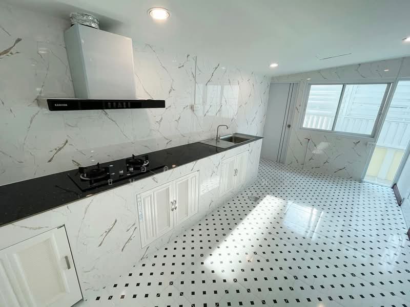 Park Rachavadee Rama 2 : พาร์ค ราชาวดี พระราม 2, กรุงเทพ, ถนนพระราม 2, บางมด, จอมทอง, กรุงเทพ, 200 ตร.ม., ทาวน์เฮ้าส์ ขาย, โดย อัครพัชร์ ธนภรณ์ภิรมย์, 500154226 - DDproperty.com