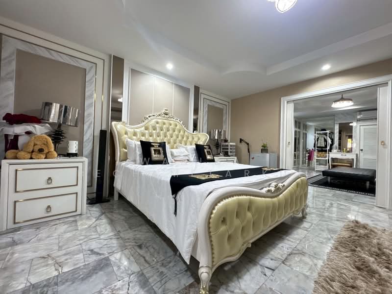 Single house Rama 9 Soi 43 near The Nine Rama 9, Bangkok, พระราม9 ซอย43, Suan Luang, Suan Luang, Bangkok, 6 Bedrooms, 704 sqm, Single Detached House For Sale, by Wanida Dechametarkul, 500154249 - DDproperty.com