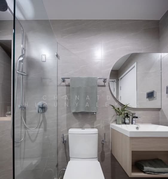 Reference Sathorn-Wongwianyai, Bangkok, Krung Thonburi 2 Alley, Bang Lam Phu Lang, Khlong San, Bangkok, 1 Bedroom, 33 sqm, Condo For Sale, by Chanatda Hirunyalekha, 500154263 - DDproperty.com