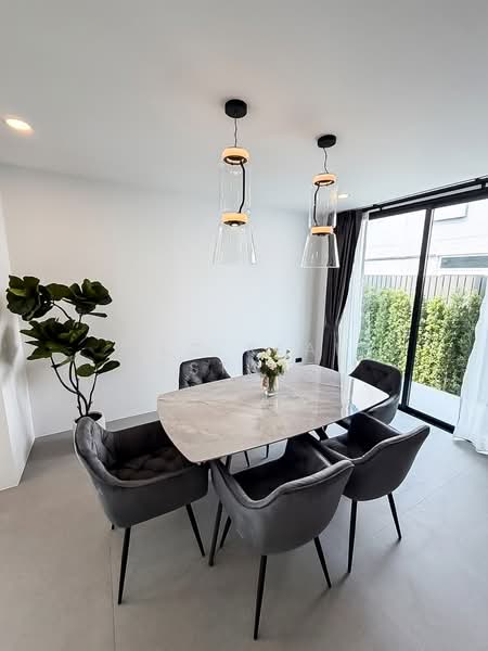 วิลล่า 3 ห้องนอนให้เช่า วงศ์อมาตย์ พัทยาเหนือ, ชลบุรี, บางละมุง, บางละมุง, ชลบุรี, 220 ตร.ม., วิลล่า ให้เช่า, โดย PLC Real Estate, 500154265 - DDproperty.com