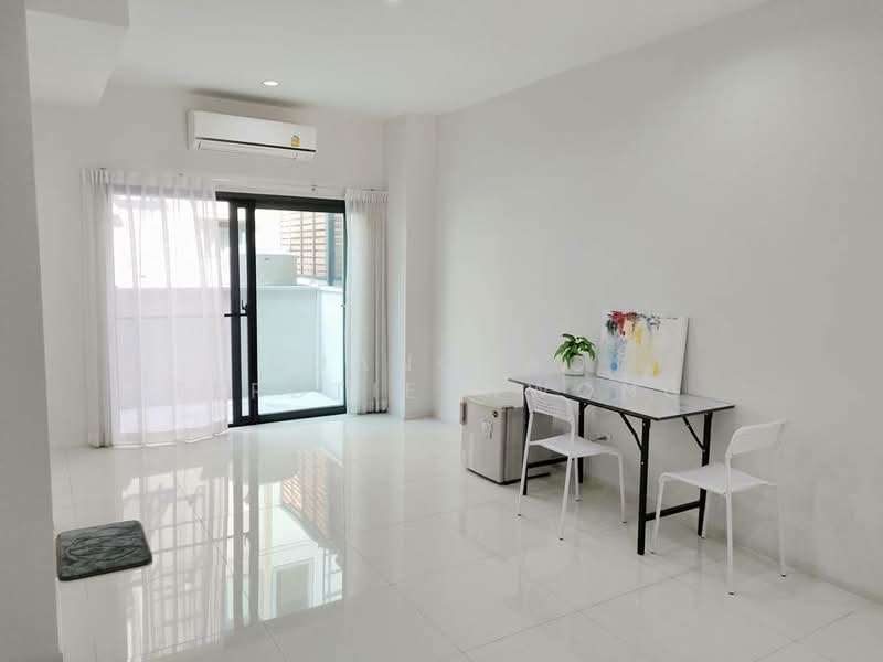 Baan Klang Muang The Edition Sathorn-Suksawat : บ้านกลางเมือง ดิอิดิชั่น สาทร-สุขสวัสดิ์, กรุงเทพ, ซอย สุขสวัสดิ์ 64, บางมด, ทุ่งครุ, กรุงเทพ, 151 ตร.ม., ทาวน์เฮ้าส์ ให้เช่า, โดย Duangdao Terdtieanwong, 500154282 - DDproperty.com