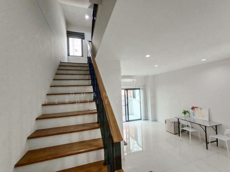 Baan Klang Muang The Edition Sathorn-Suksawat, Bangkok, Soi Suksawat 64, Bangmot, Thung Khru, Bangkok, 3 Bedrooms, 151 sqm, Townhouse For Rent, by Duangdao Terdtieanwong, 500154282 - DDproperty.com