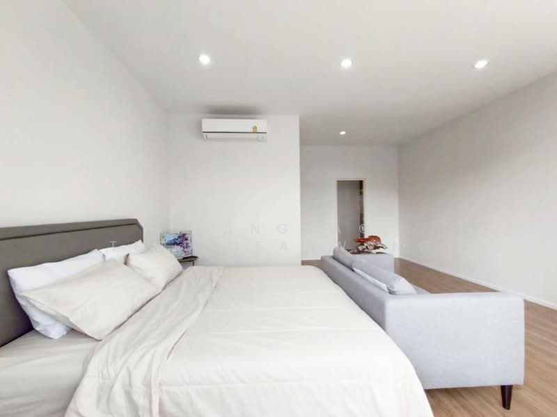 Baan Klang Muang The Edition Sathorn-Suksawat, Bangkok, Soi Suksawat 64, Bangmot, Thung Khru, Bangkok, 3 Bedrooms, 151 sqm, Townhouse For Rent, by Duangdao Terdtieanwong, 500154282 - DDproperty.com