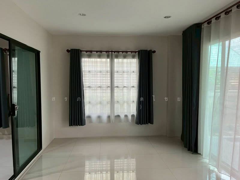 iDesign Lam Luk Ka Khlong 3, Pathum Thani, Lat Sawai, Lam Luk Ka, Pathum Thani, 3 Bedrooms, 175 sqm, Townhouse For Sale, by สรภพ ยอดไชย (สีฝุ่น), 500154293 - DDproperty.com