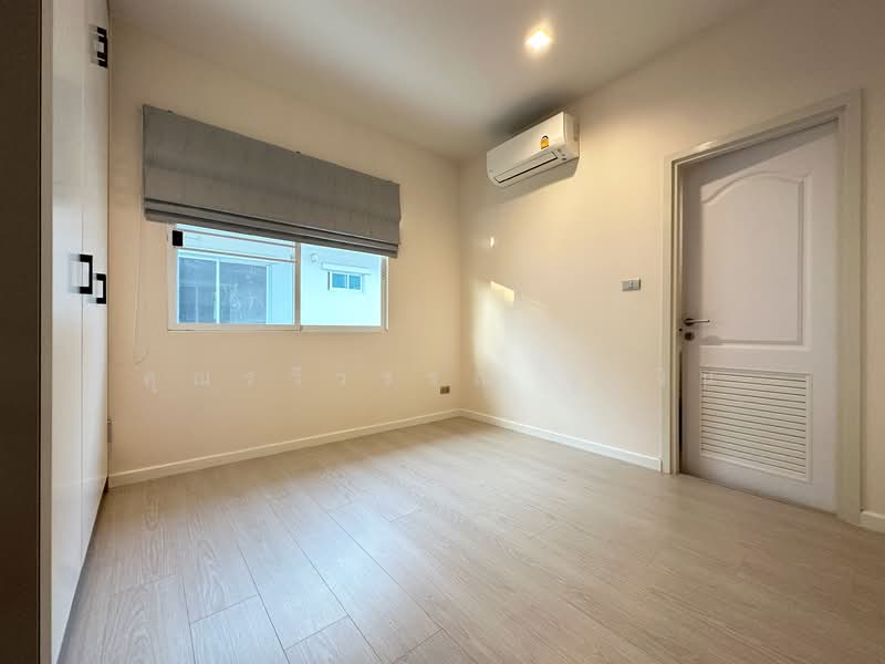 Perfect Place Ramkhamhaeng-Suvarnabhumi 3, Bangkok, Wat Arun, Bangkok Yai, Bangkok, 5 Bedrooms, 260 sqm, Single Detached House For Sale, by คุณรวีวรรณ อู่เงิน, 500154300 - DDproperty.com