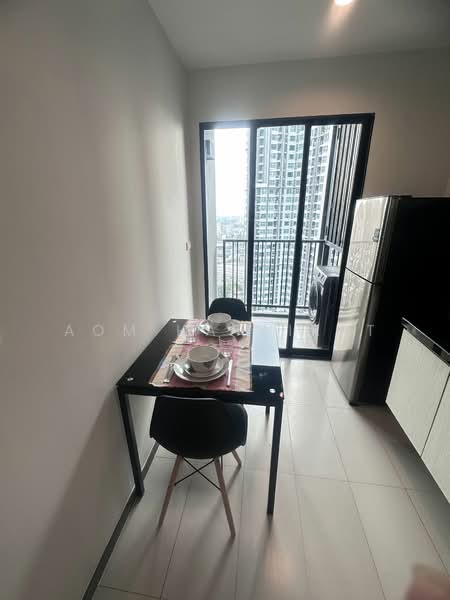 The Base Park East Sukhumvit 77, Bangkok, 99 Soi Pridi Banomyong 2, Phra Kanong Nua, Watthana, Bangkok, 1 Bedroom, 34 sqm, Condo For Rent, by Aom Hatairat, 500154315 - DDproperty.com