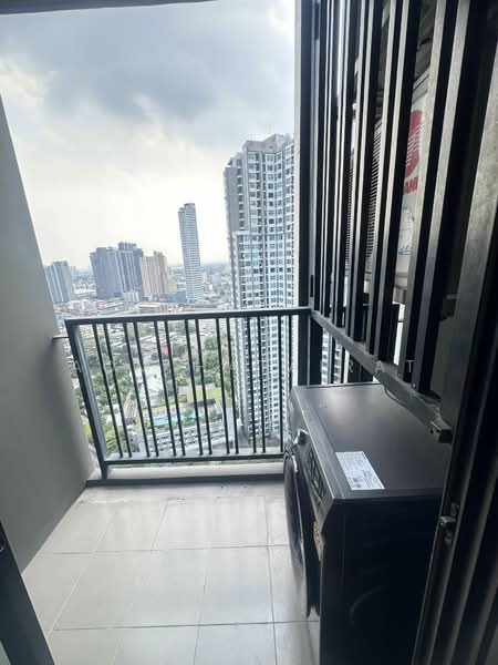 The Base Park East Sukhumvit 77, Bangkok, 99 Soi Pridi Banomyong 2, Phra Kanong Nua, Watthana, Bangkok, 1 Bedroom, 34 sqm, Condo For Rent, by Aom Hatairat, 500154315 - DDproperty.com