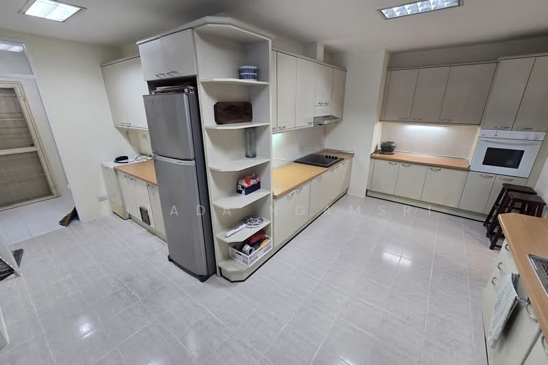 Prime Mansion One, Bangkok, Soi Sukhumvit 31, Khlongtoei Nua, Watthana, Bangkok, 3 Bedrooms, 250 sqm, Condo For Sale, by Ailada Ngamsri, 500154321 - DDproperty.com