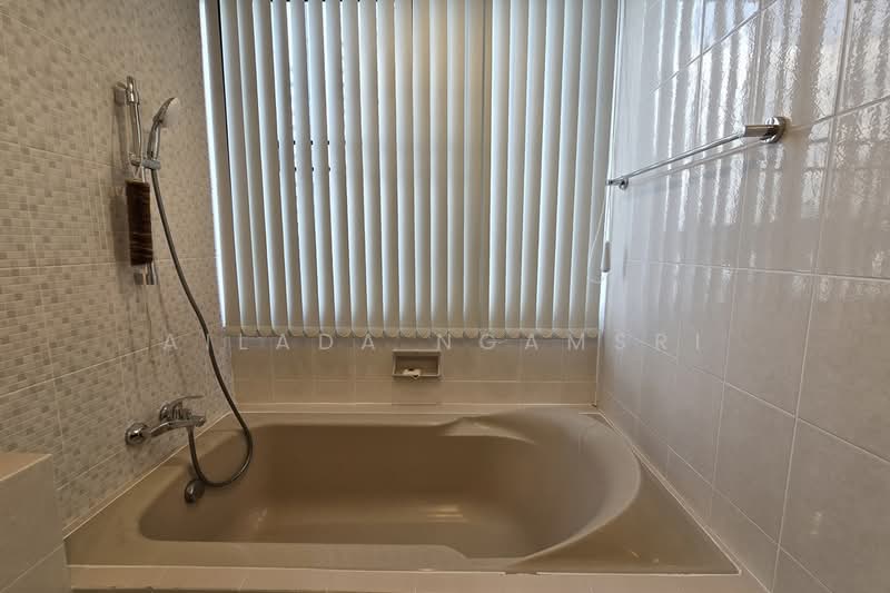 Prime Mansion One, Bangkok, Soi Sukhumvit 31, Khlongtoei Nua, Watthana, Bangkok, 3 Bedrooms, 250 sqm, Condo For Sale, by Ailada Ngamsri, 500154321 - DDproperty.com