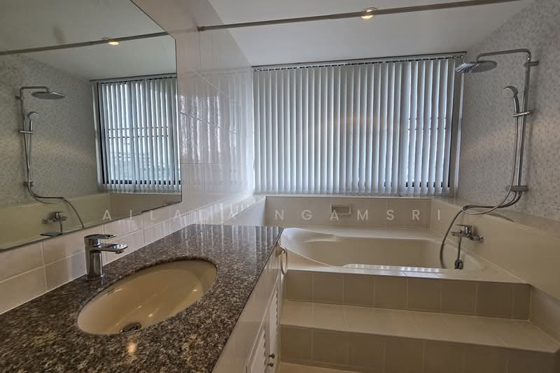 Prime Mansion One, Bangkok, Soi Sukhumvit 31, Khlongtoei Nua, Watthana, Bangkok, 3 Bedrooms, 250 sqm, Condo For Sale, by Ailada Ngamsri, 500154321 - DDproperty.com